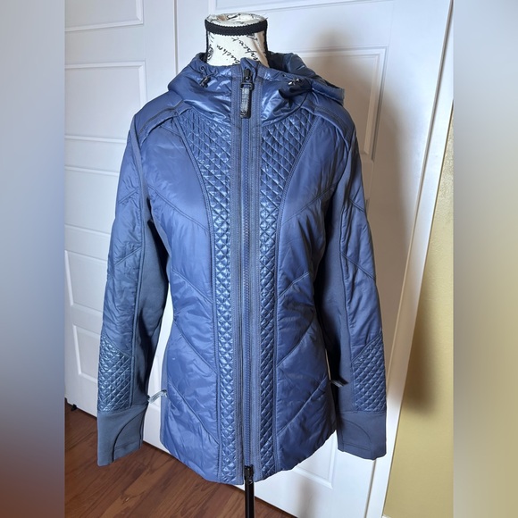 Athleta Rock Ridge Primaloft jacket - Picture 5 of 14
